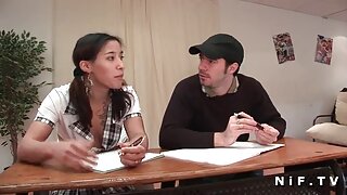 Yaşlı annesi, lezbiyen pirn Bayan